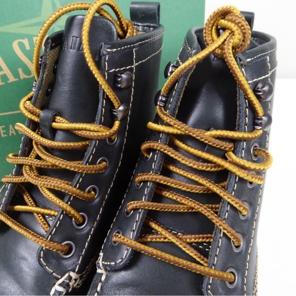 Eastland Lumber Up Navy Leather Boots Moc Toe Fully Lined NIB New - Picture 4 of 10